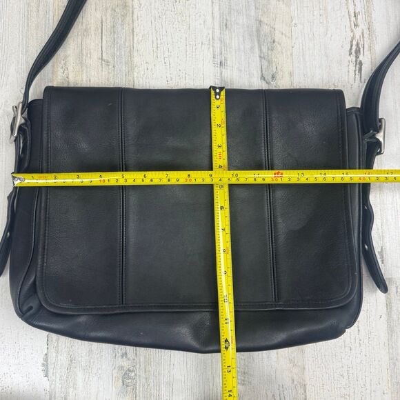 Coach Vintage 90s Black Leather Unisex
Legacy Mail Messenger Bag #9065 - Picture 12 of 12